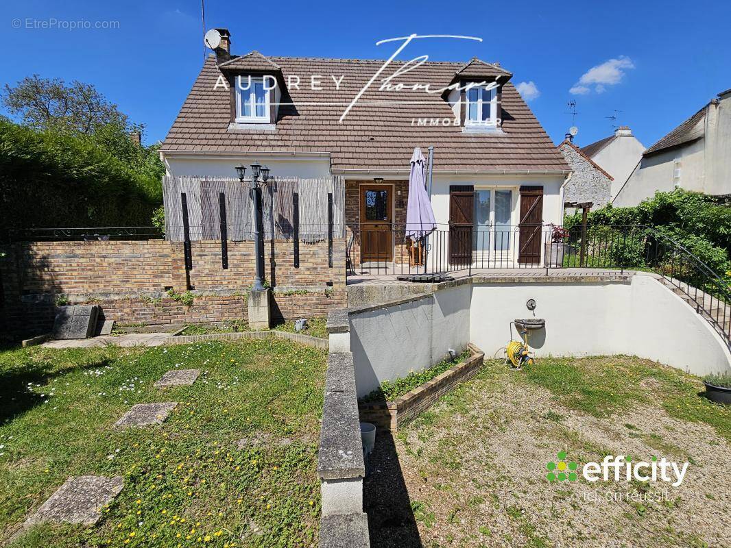 Maison à NANTEUIL-LE-HAUDOUIN