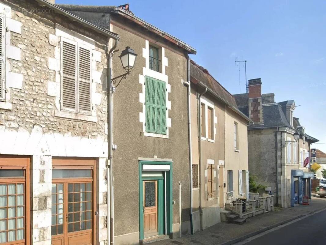 Maison à SAINT-SAVIN