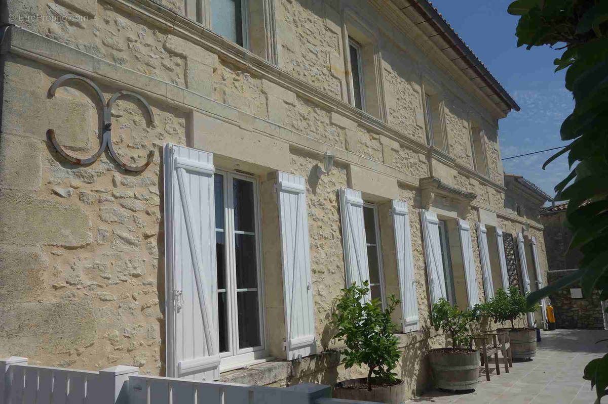 Maison à ANGLADE