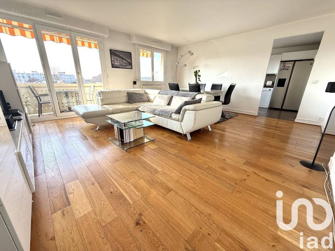 Photo 1 - Appartement à SAINT-MAUR-DES-FOSSES