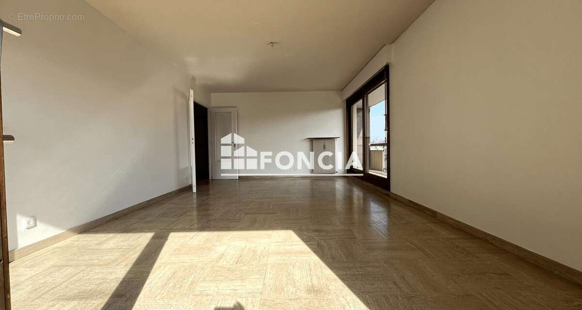 Appartement à SAINT-JULIEN-EN-GENEVOIS