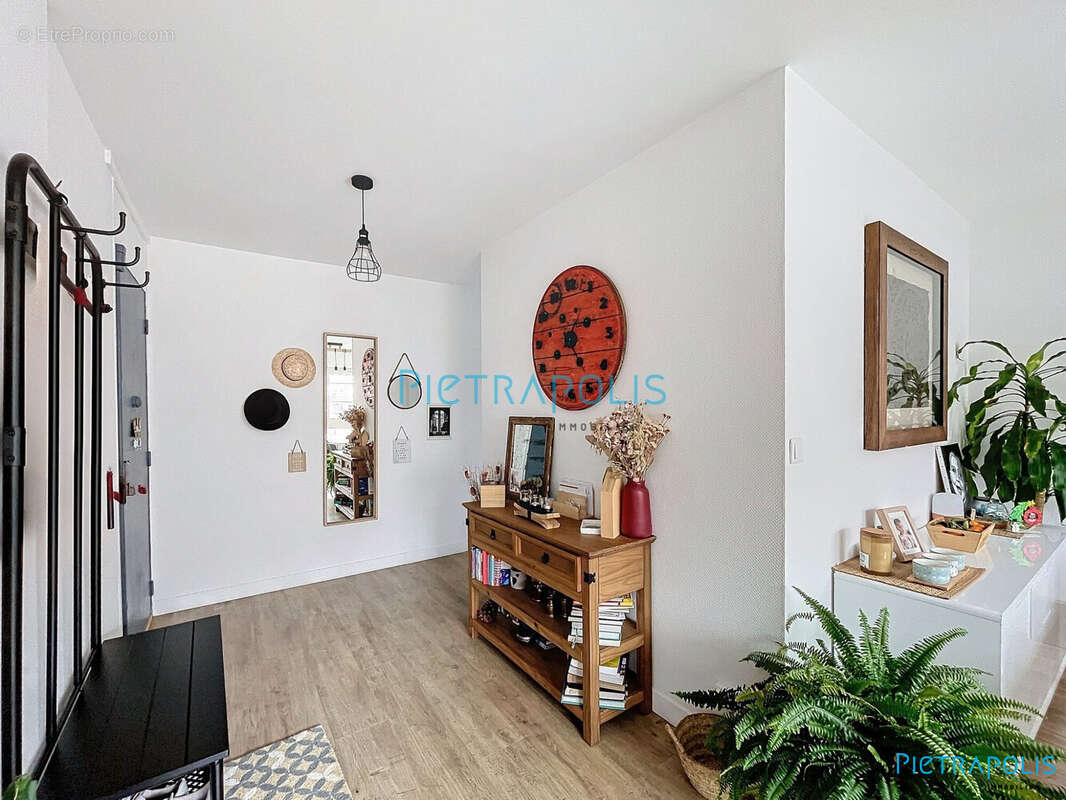 Appartement à OULLINS
