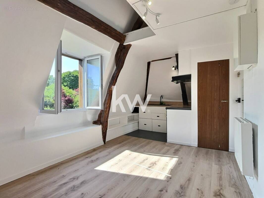 Appartement à MENNECY
