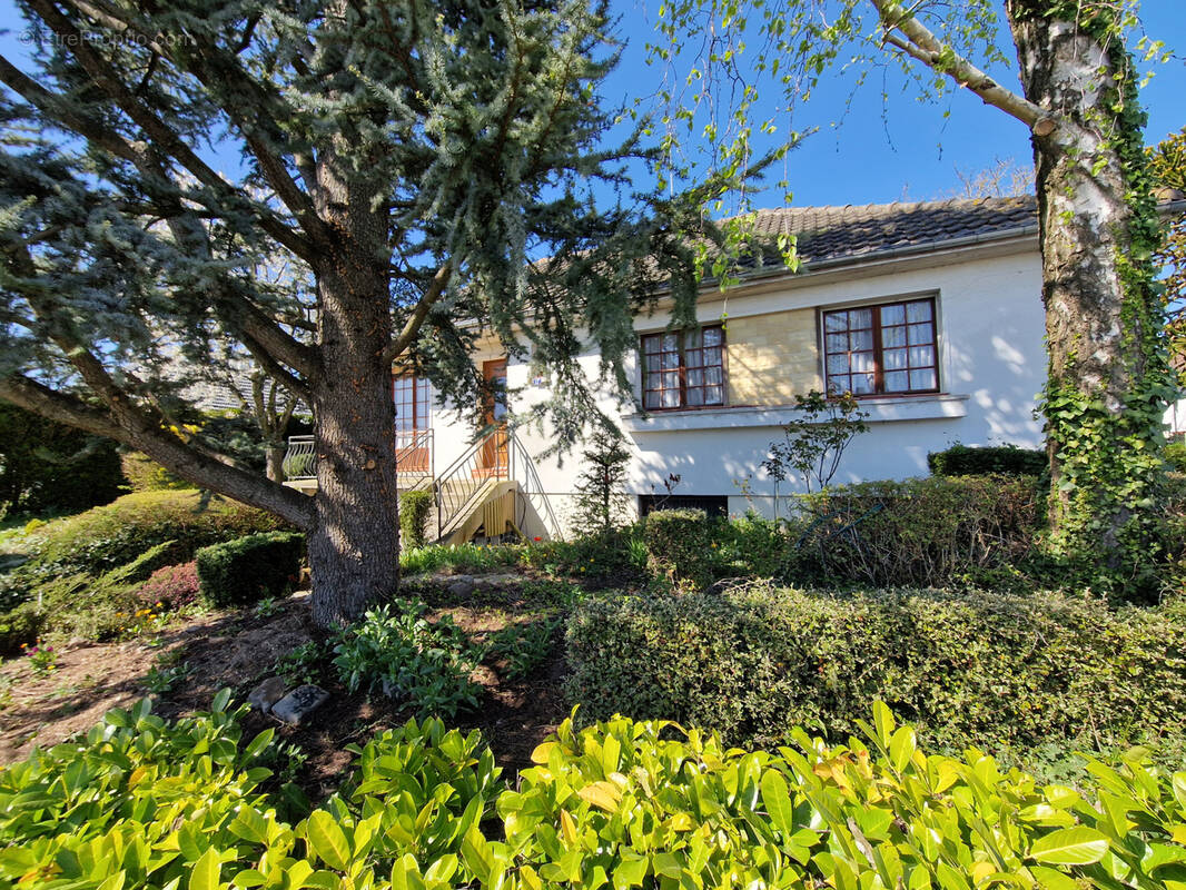 Maison à RIVERY