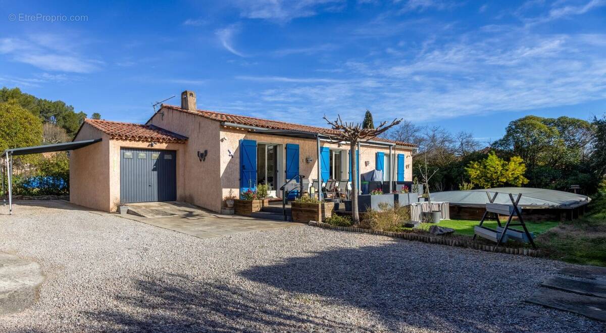 Maison à GONFARON