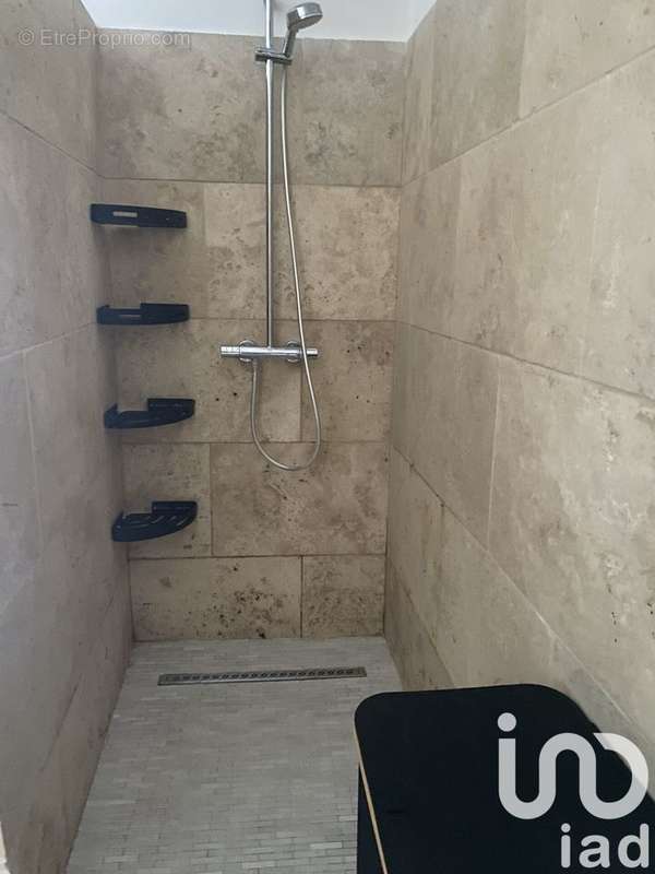Photo 6 - Appartement à FONTAINE-DE-VAUCLUSE
