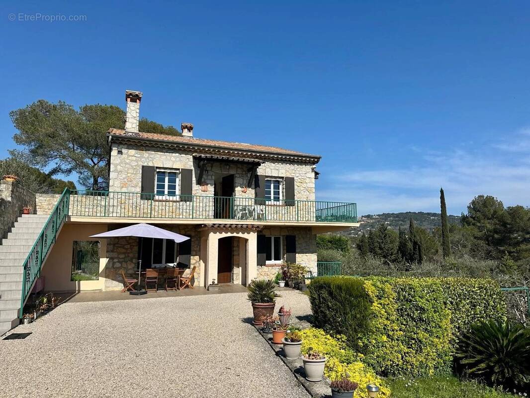 Maison à MOUANS-SARTOUX