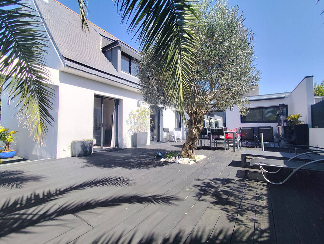 Maison à COMBRIT