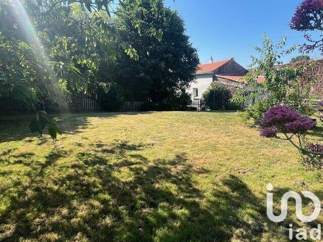 Photo 1 - Maison à BOUGUENAIS