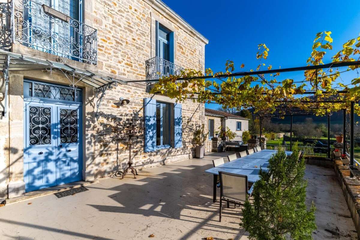 Maison à FLEUREY-SUR-OUCHE