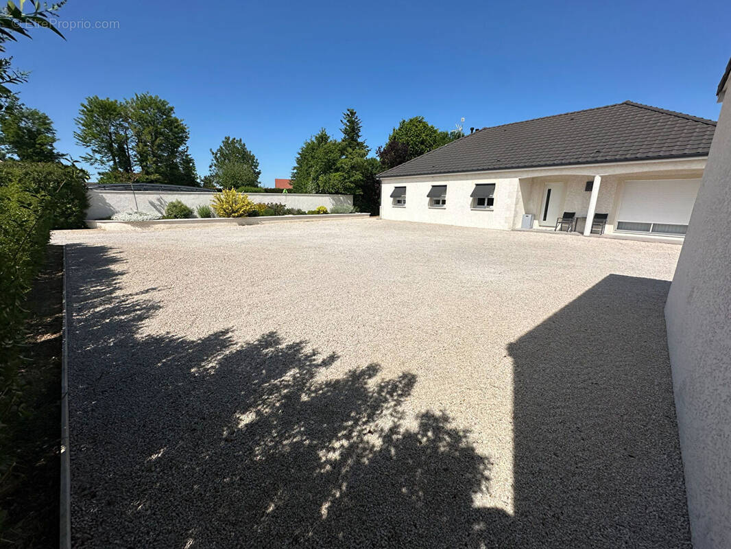 Photo 1 - Maison à BEAUNE