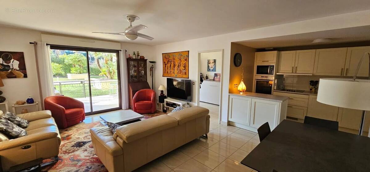 Appartement à HYERES