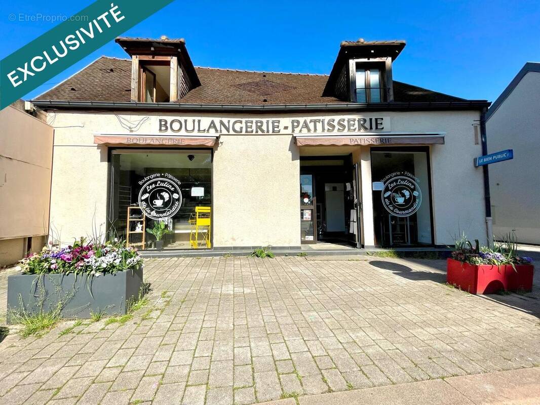 Photo 1 - Commerce à MARSANNAY-LA-COTE