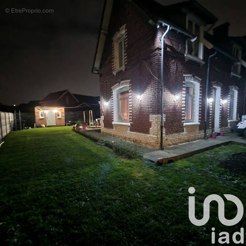 Photo 1 - Maison à RAISMES