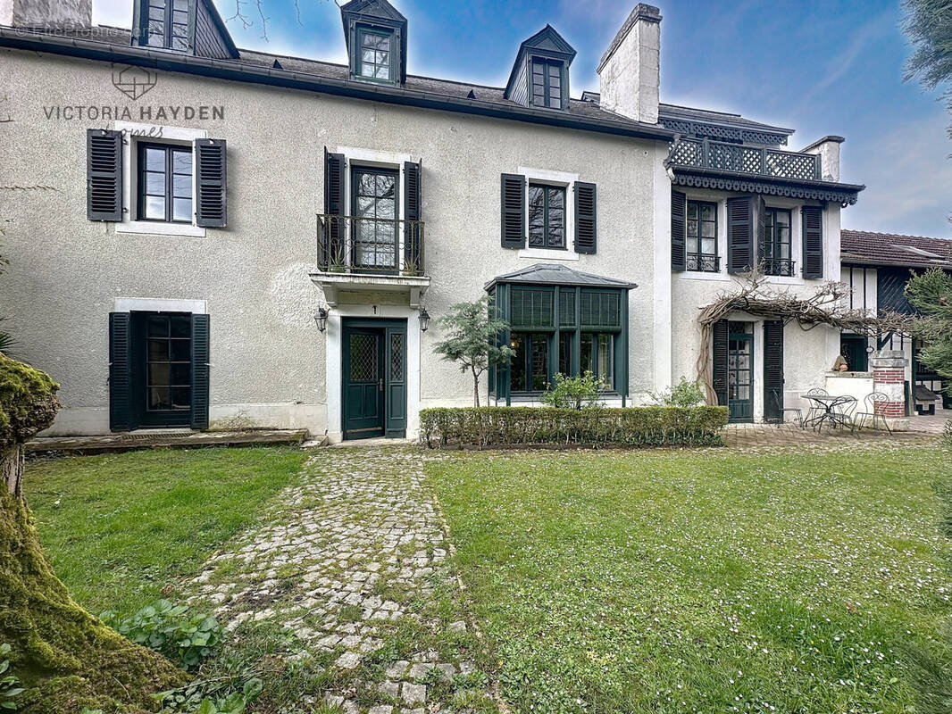 Maison à BILLERE