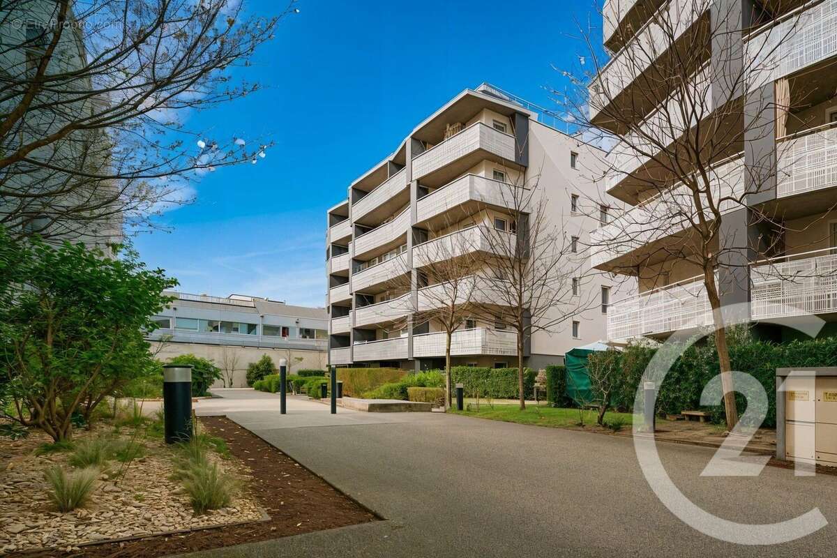 Appartement à LYON-8E