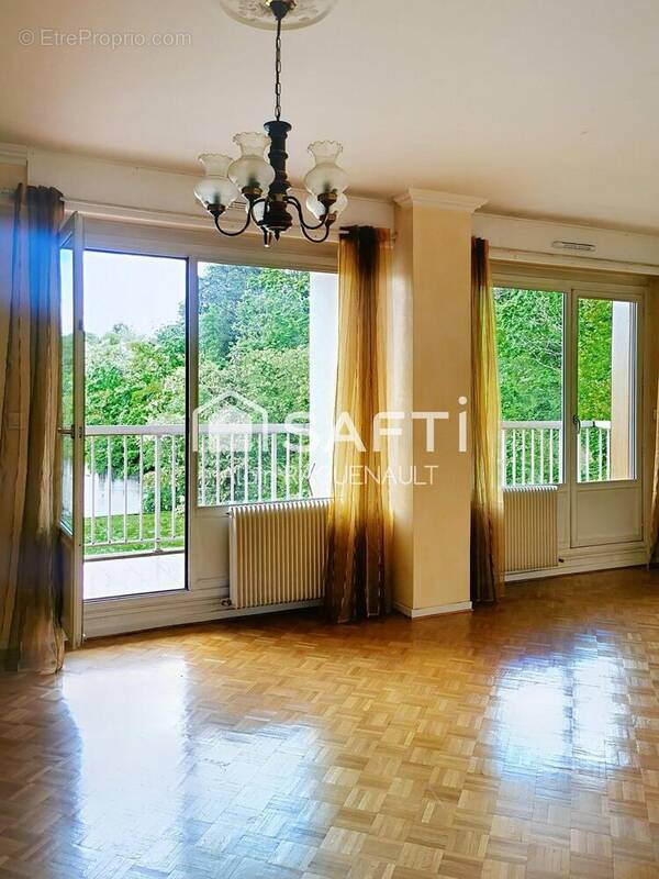 Photo 1 - Appartement à LYON-8E