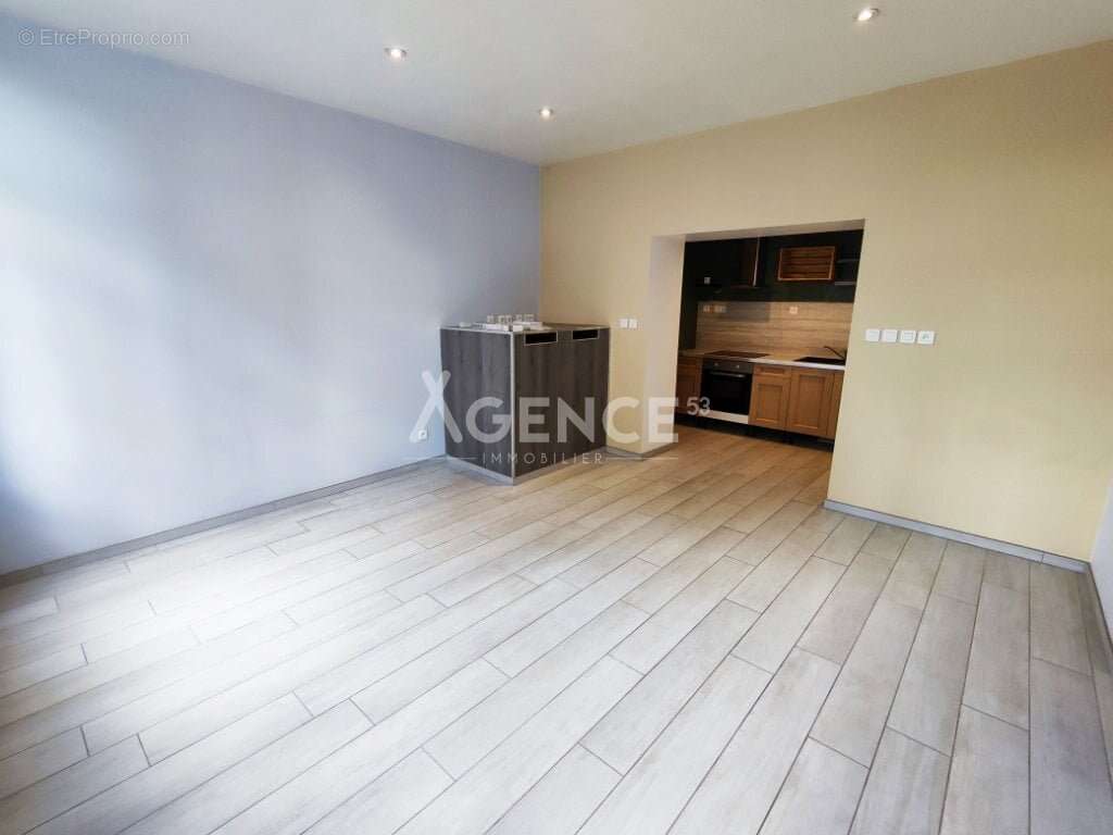 Appartement à AIRE-SUR-LA-LYS