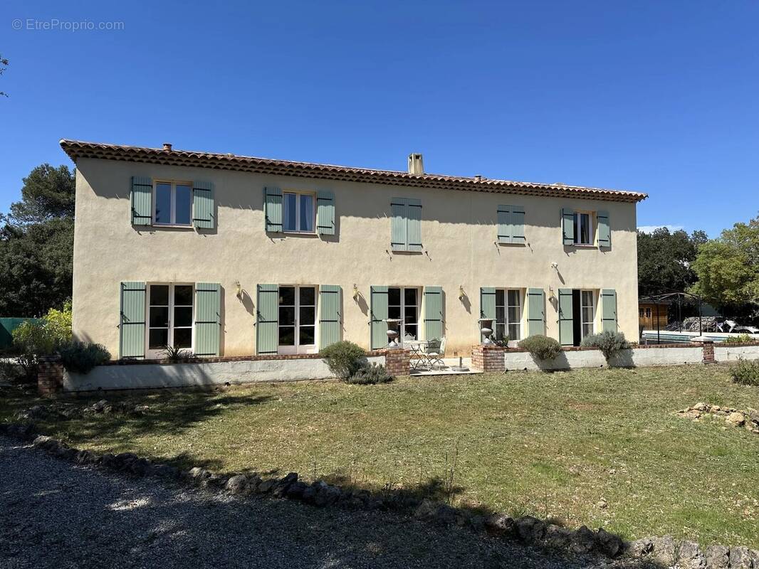 Maison à FLASSANS-SUR-ISSOLE