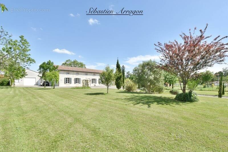 Maison à VILLENEUVE-SUR-LOT