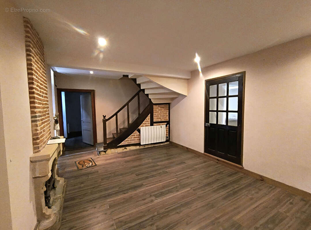 Maison à LA SOUTERRAINE