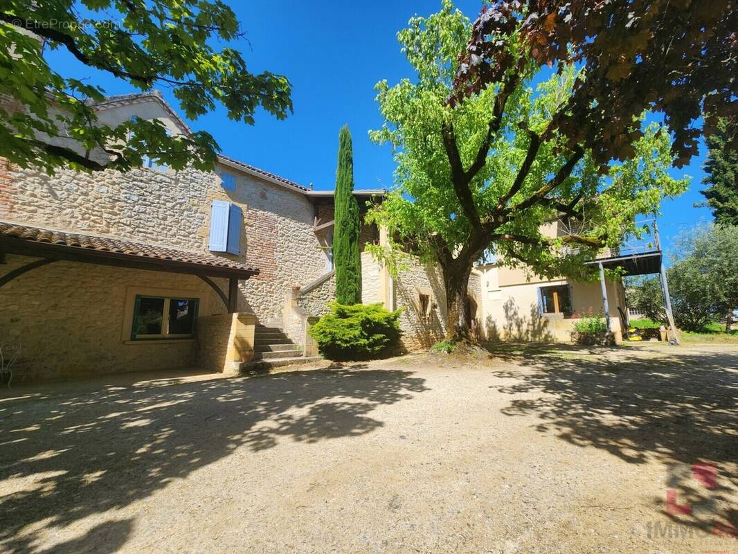 Maison à PRAYSSAC