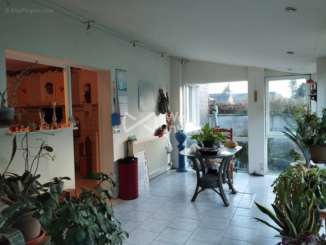 Maison à AVESNELLES