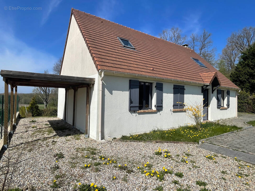 Maison à SAINT-AUBIN-EN-BRAY