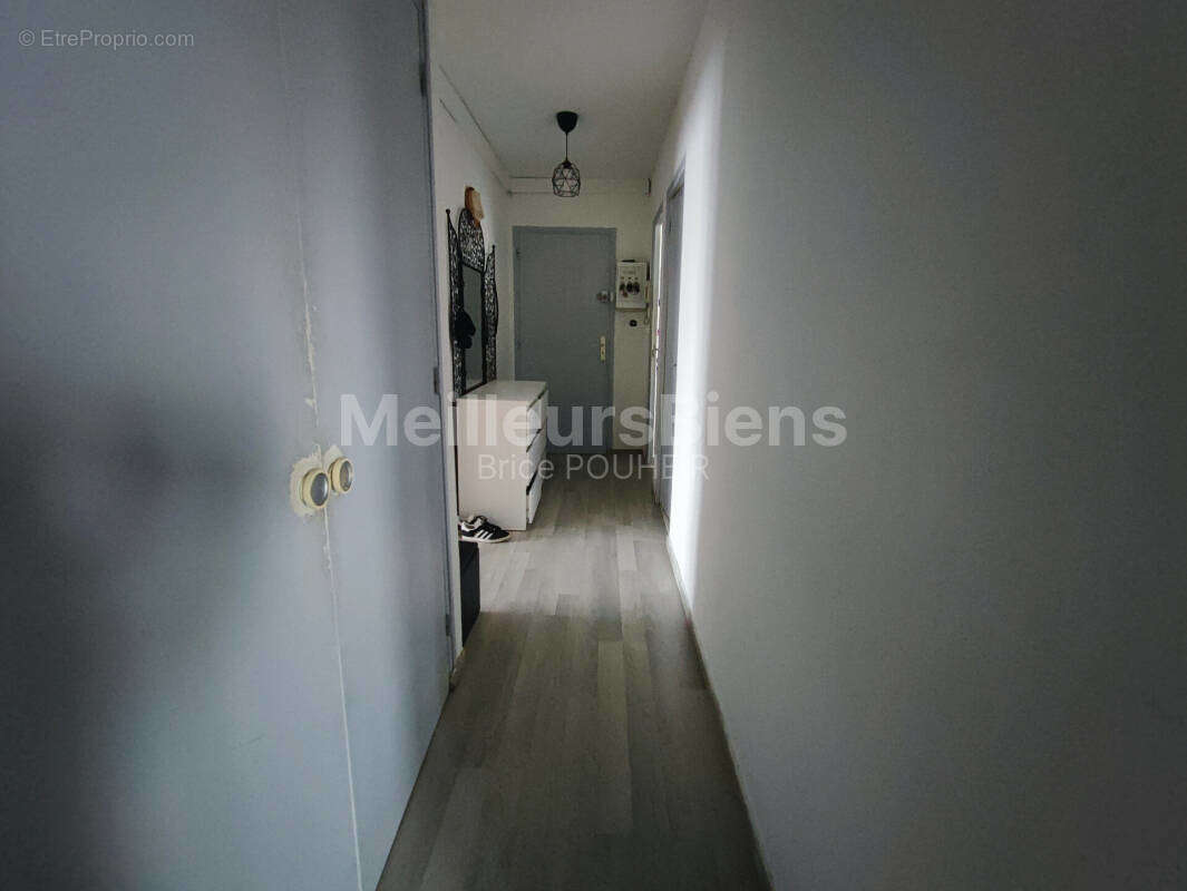 Appartement à LA CHAPELLE-SAINT-LUC