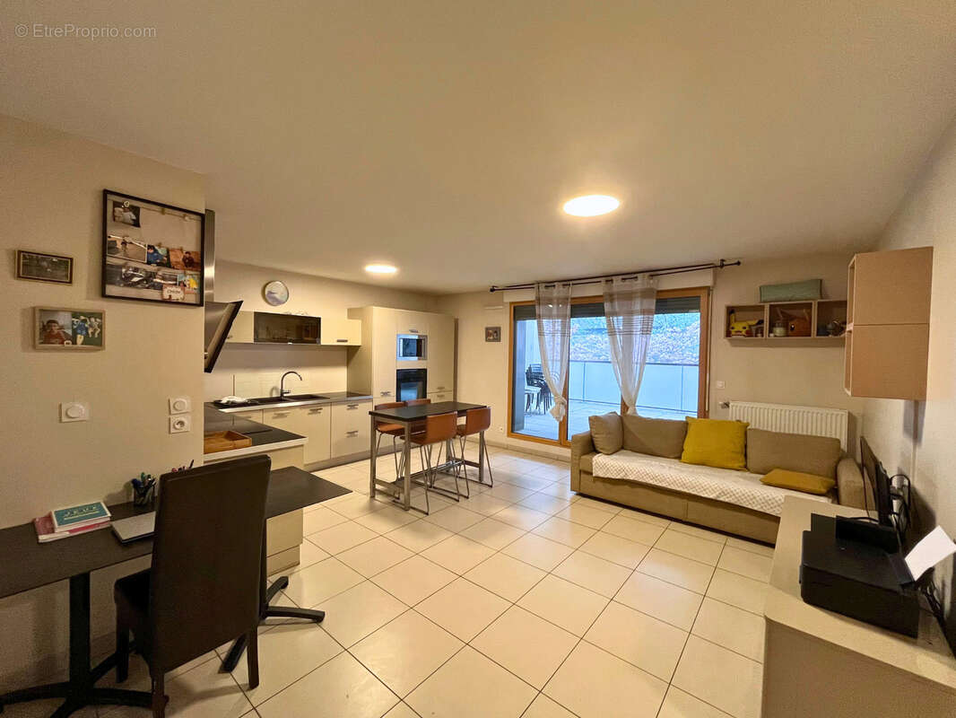 Appartement à LYON-8E