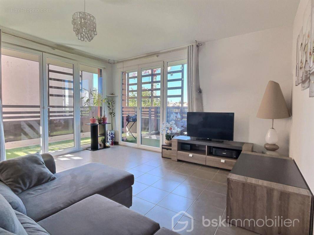Appartement à SAINT-JEAN-DE-VEDAS