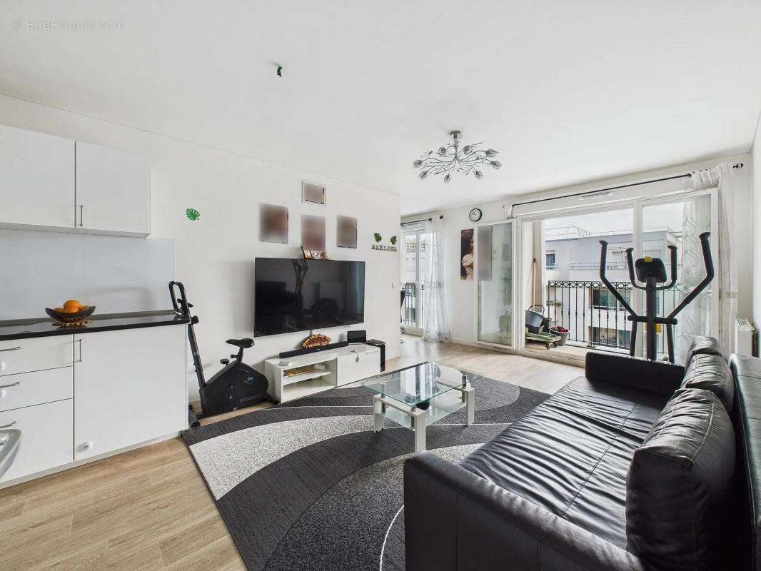 Appartement à LE BLANC-MESNIL