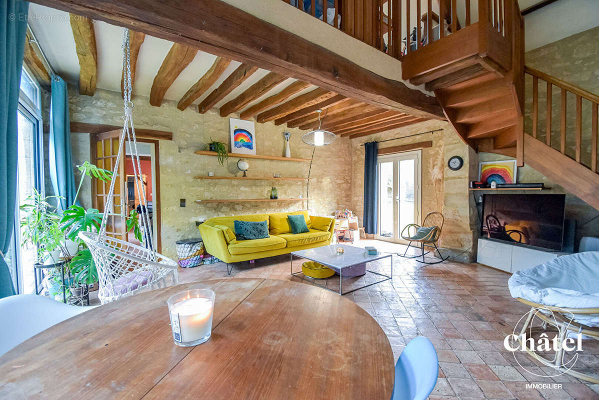 Maison à LA CHAPELLE-EN-SERVAL