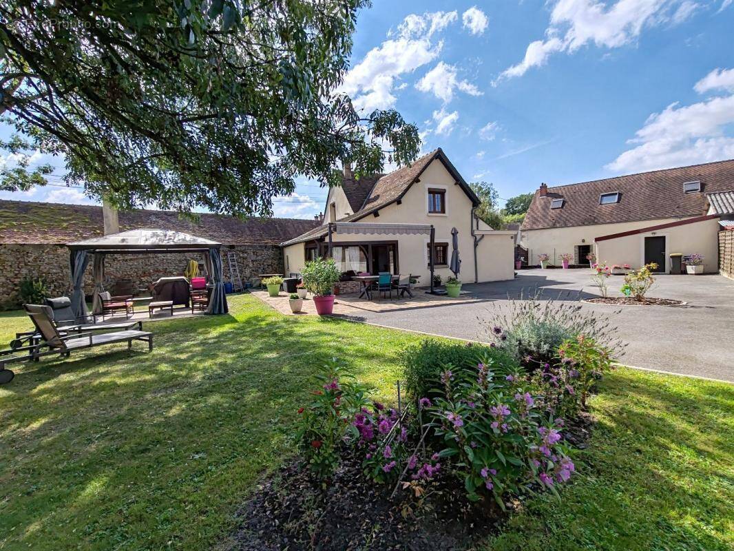 Maison à FONTENAY-SUR-LOING