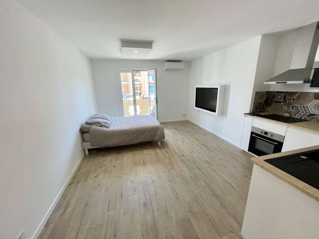 Photo 2 - Appartement à PUGET-SUR-ARGENS