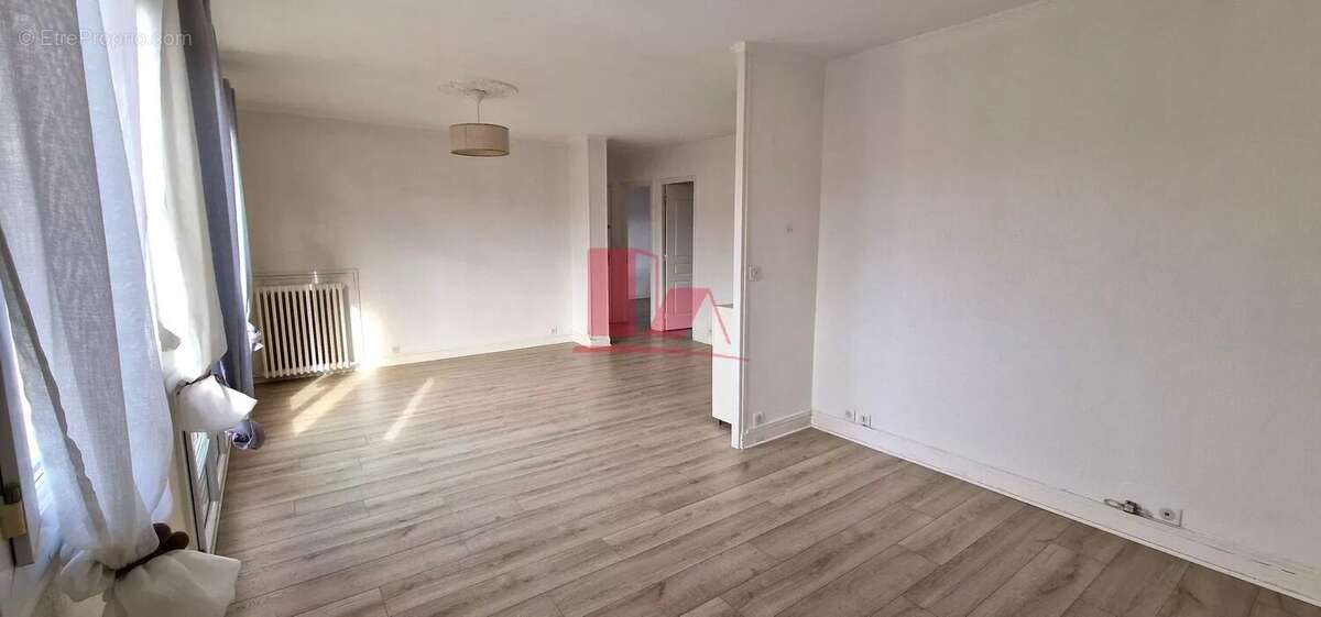 Appartement à CHATILLON