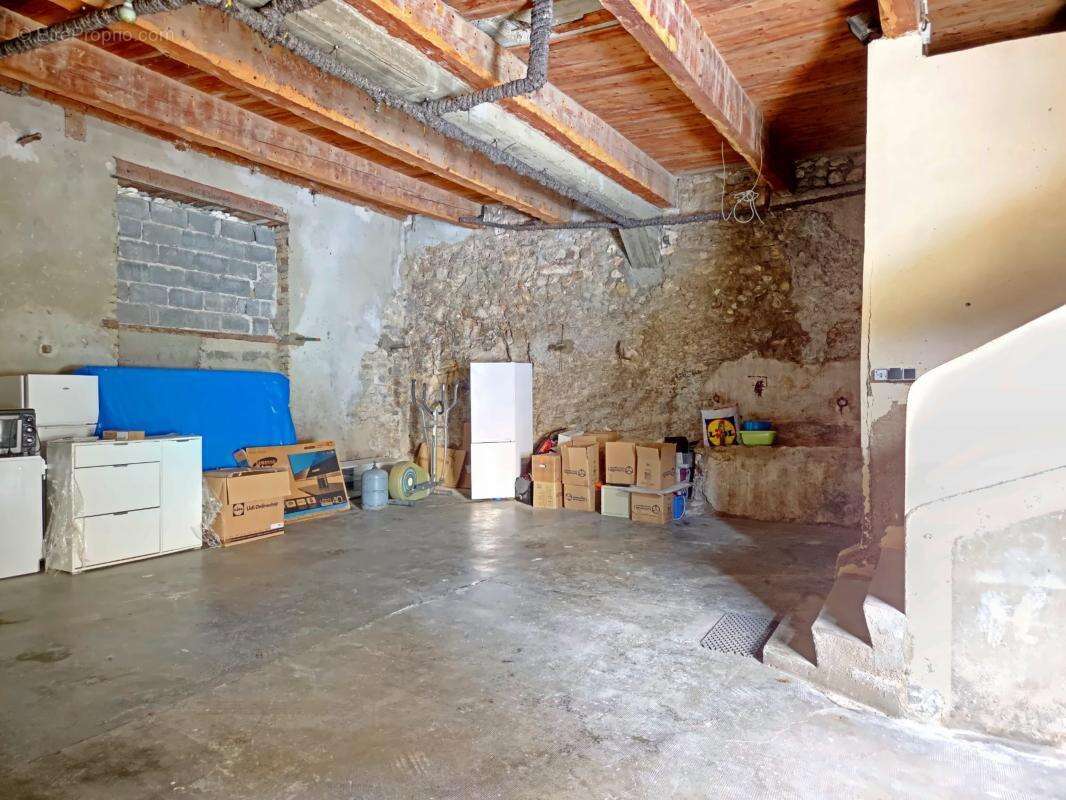 Maison à ORGON