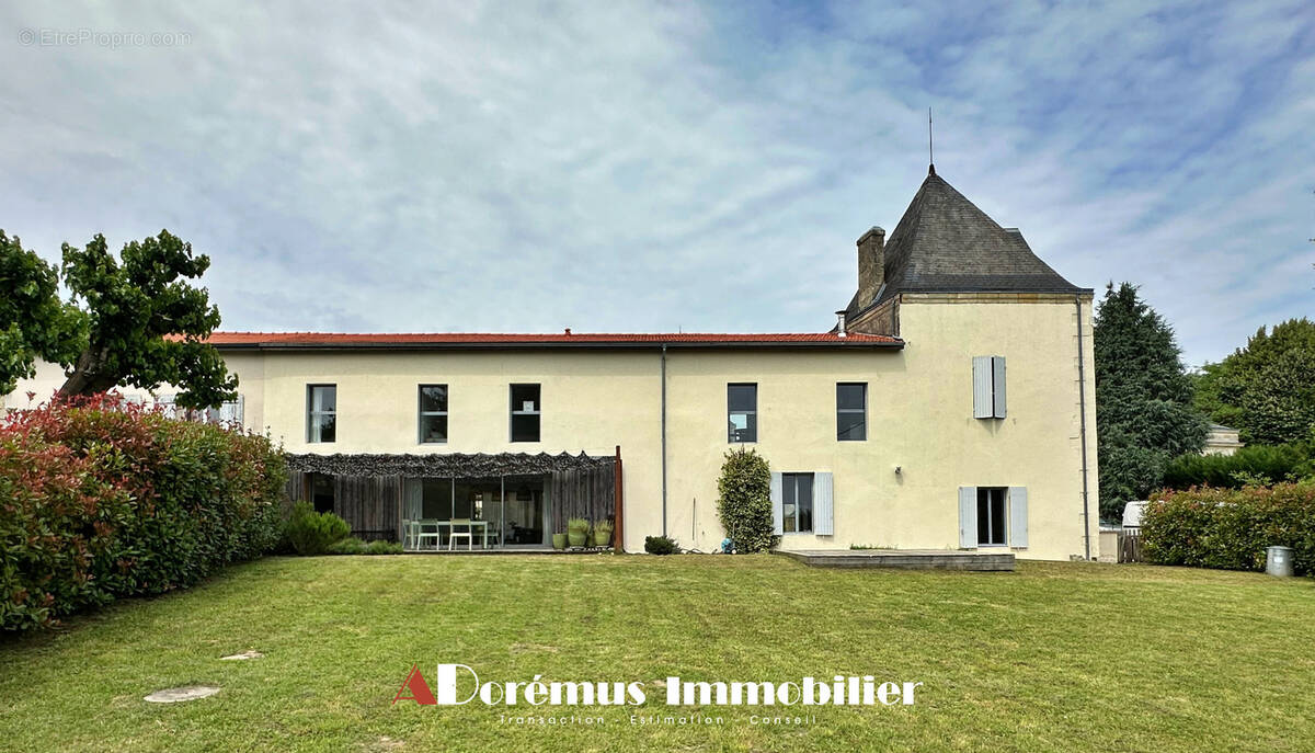 Maison à FARGUES-SAINT-HILAIRE
