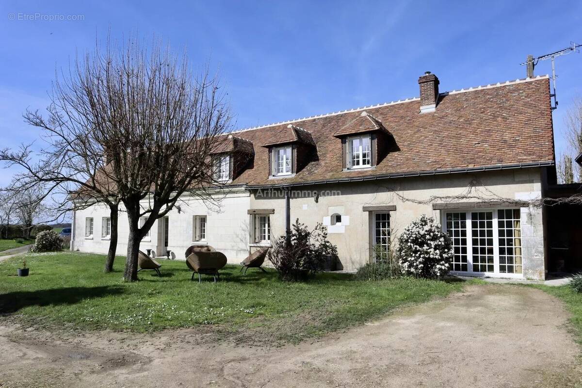 Maison à LES HERMITES