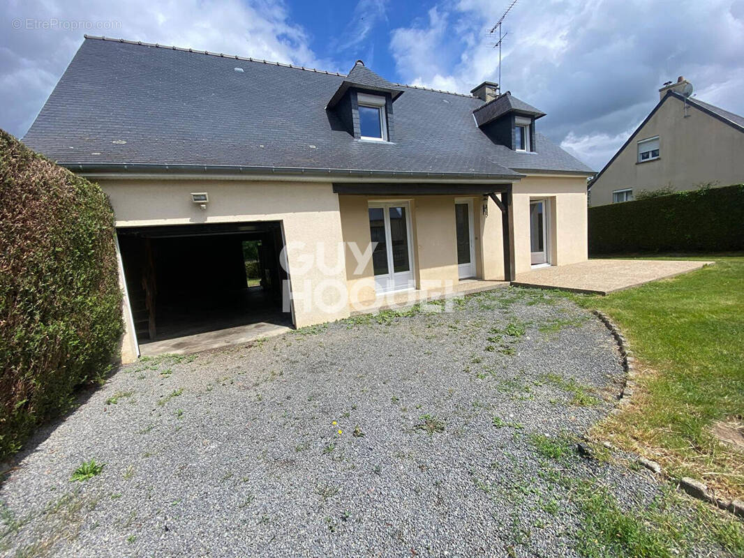 Maison à POILLEY