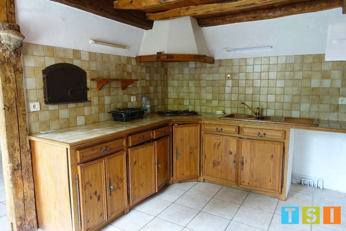 Maison à NISTOS