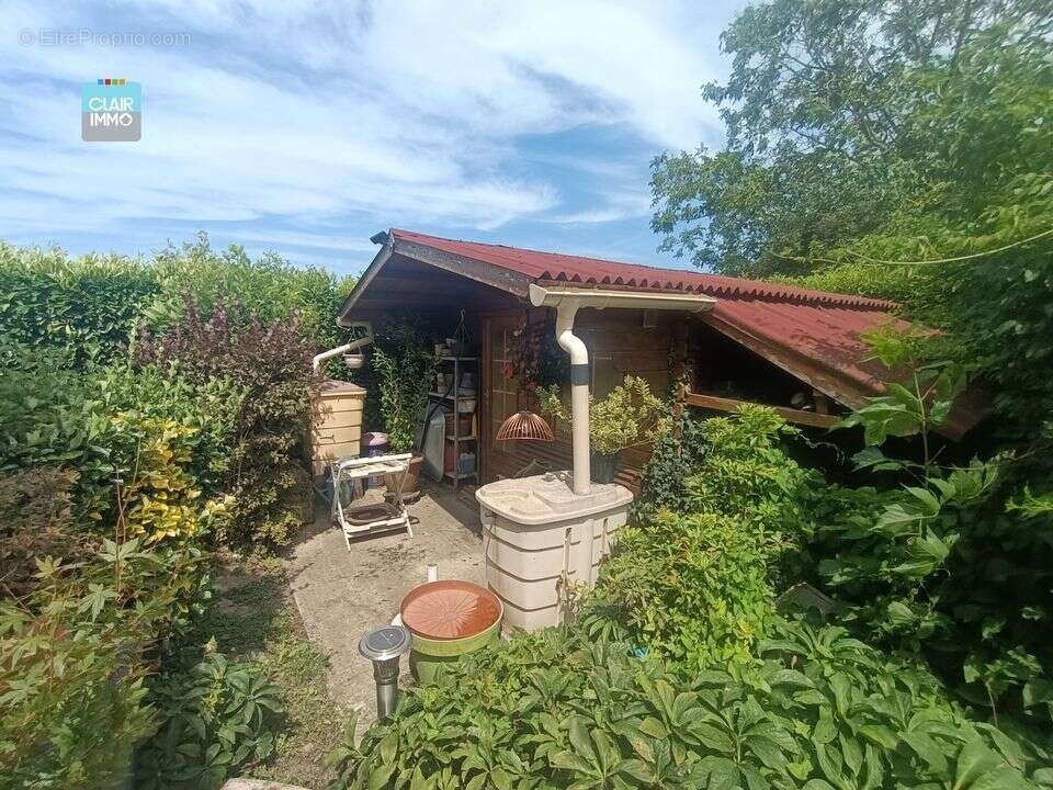 Maison à CHARNAY-LES-MACON