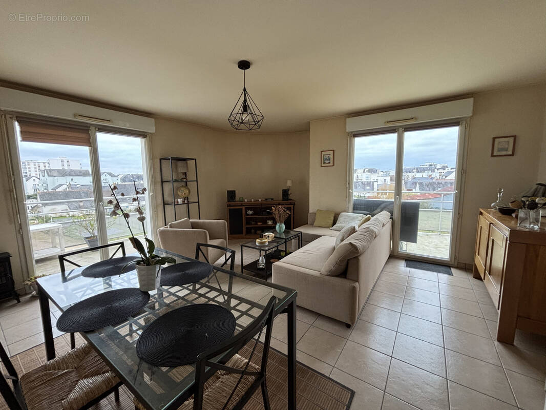 Appartement à LA RICHE