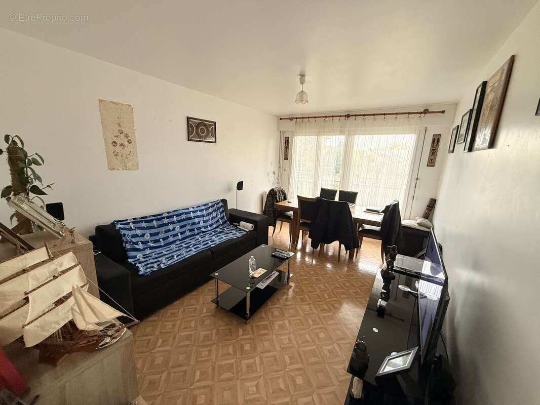 Appartement à REZE