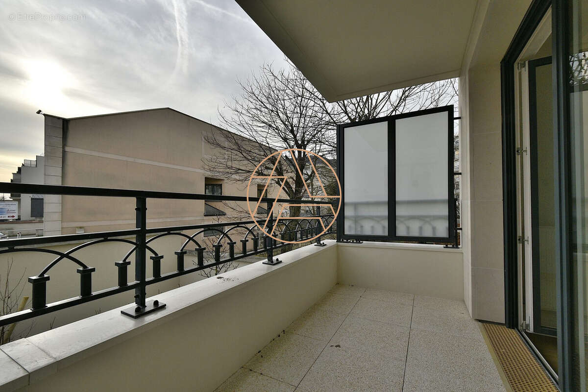 Appartement à SAINT-MAUR-DES-FOSSES