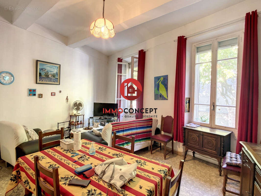 Appartement à AUBIGNAN