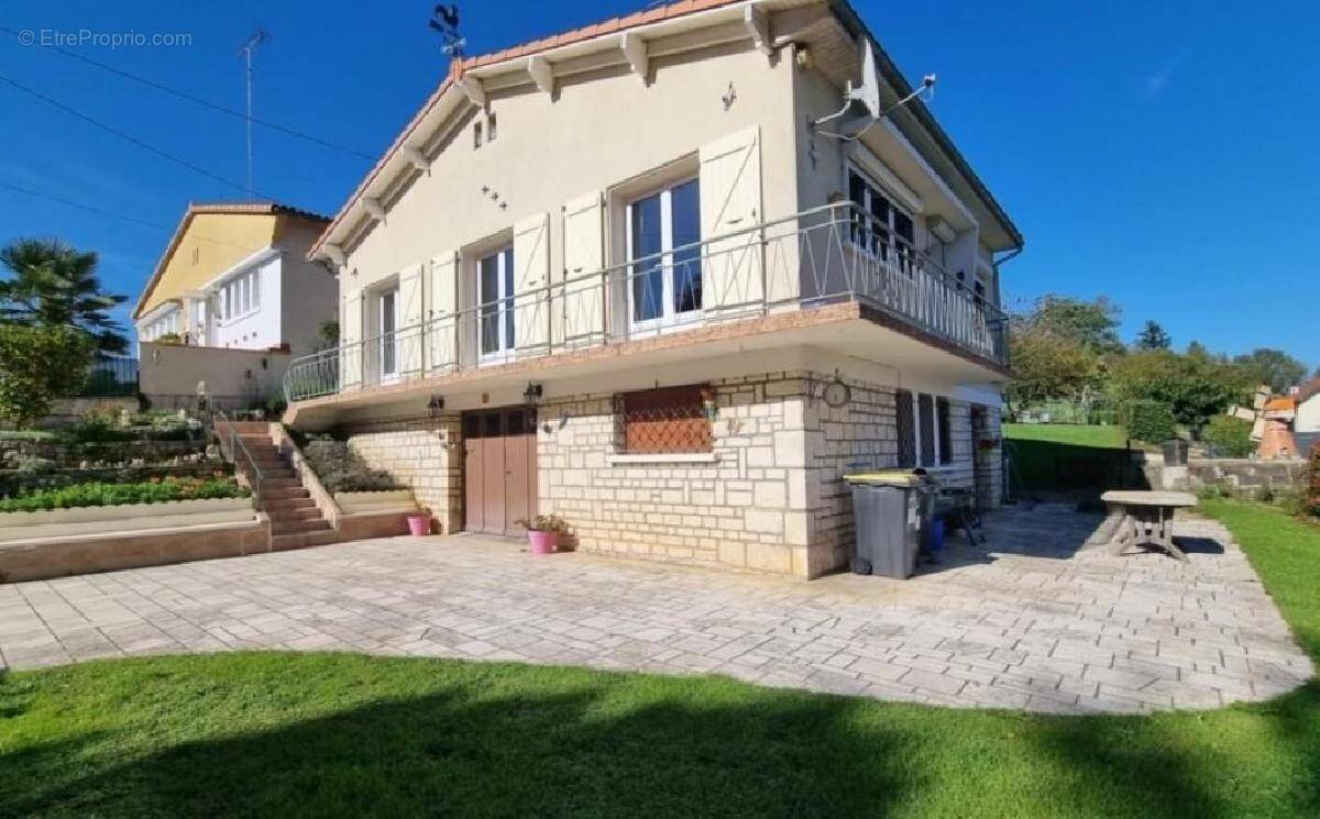 Maison à CIVRAY