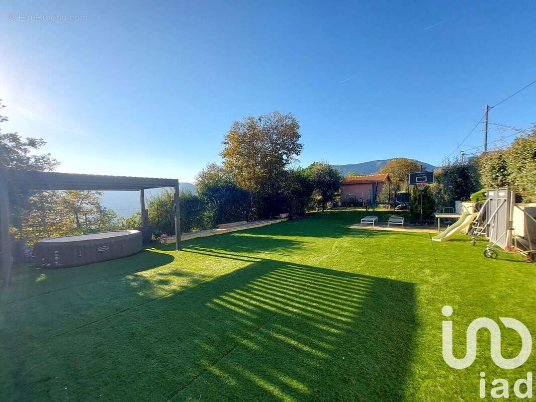 Photo 4 - Maison à BERRE-LES-ALPES