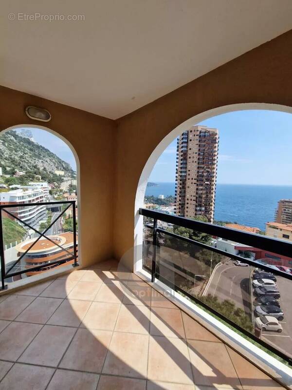 Appartement à BEAUSOLEIL
