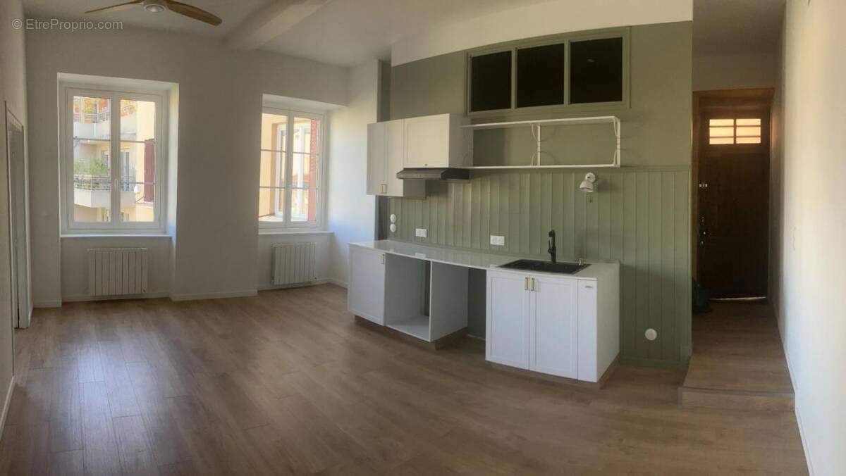 Appartement à LYON-9E